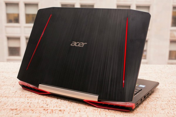 Laptop Chơi Game Giá Rẻ Acer Aspire VX 15 VGA Rời 4GB i7
